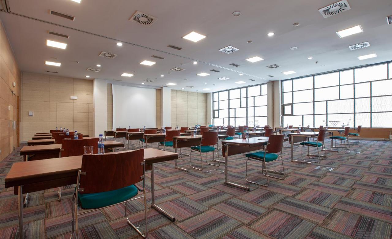 Hotel Puerta De Bilbao Barakaldo Eksteriør bilde