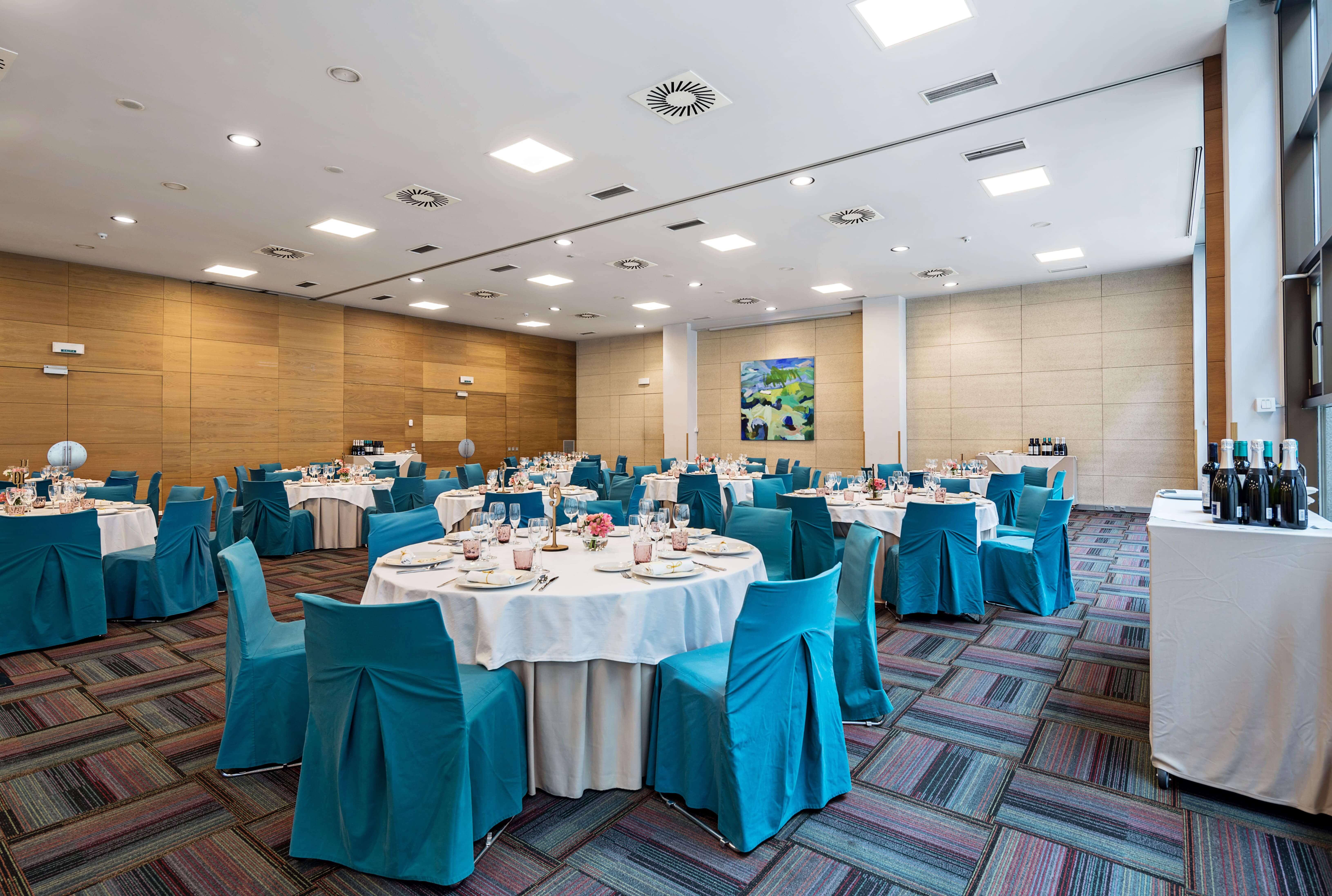 Hotel Puerta De Bilbao Barakaldo Eksteriør bilde